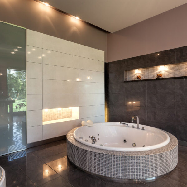 The Benefits of Walk-In Tub Shower Combos for Seniors